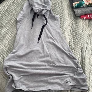 Hooded tank top